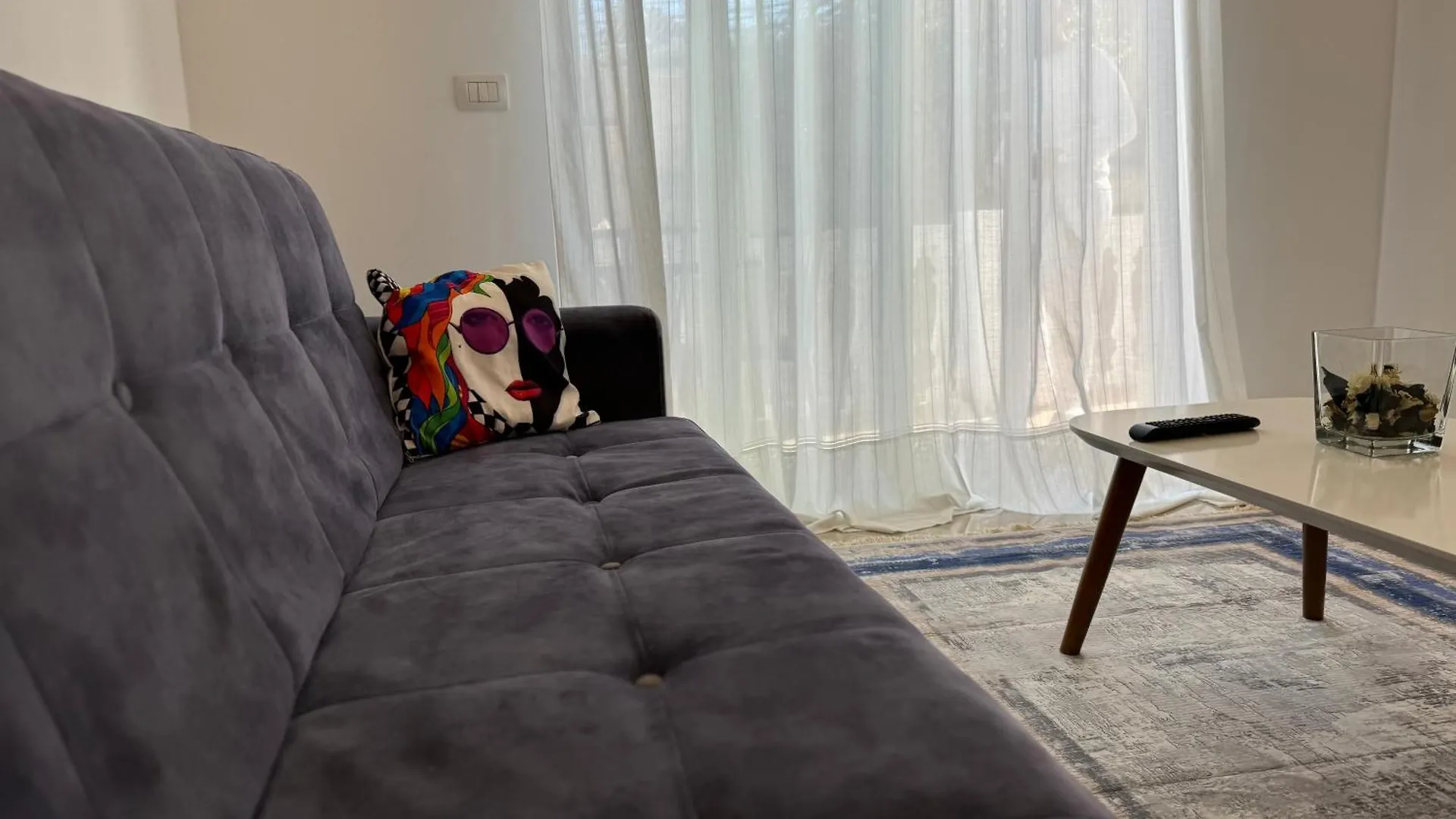 Light Apartment Sarande 0*,  Albania