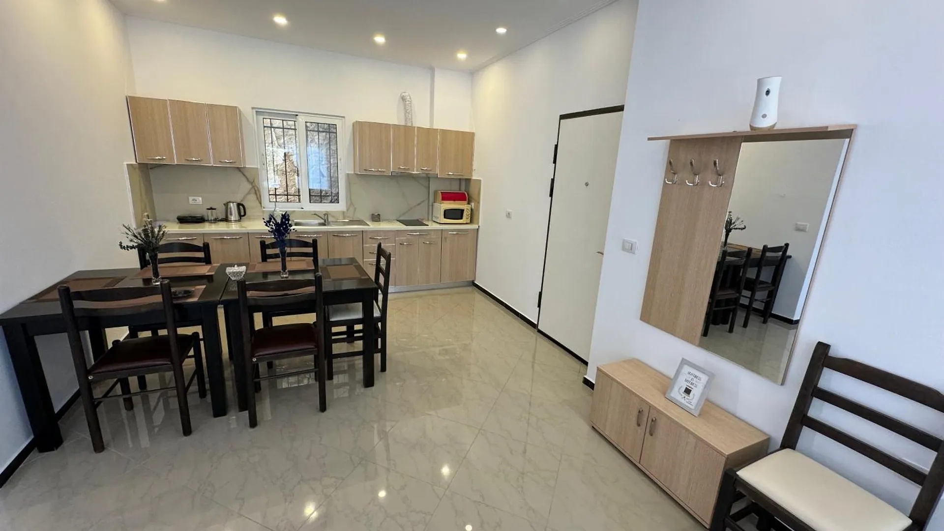 Light Apartment Sarande
