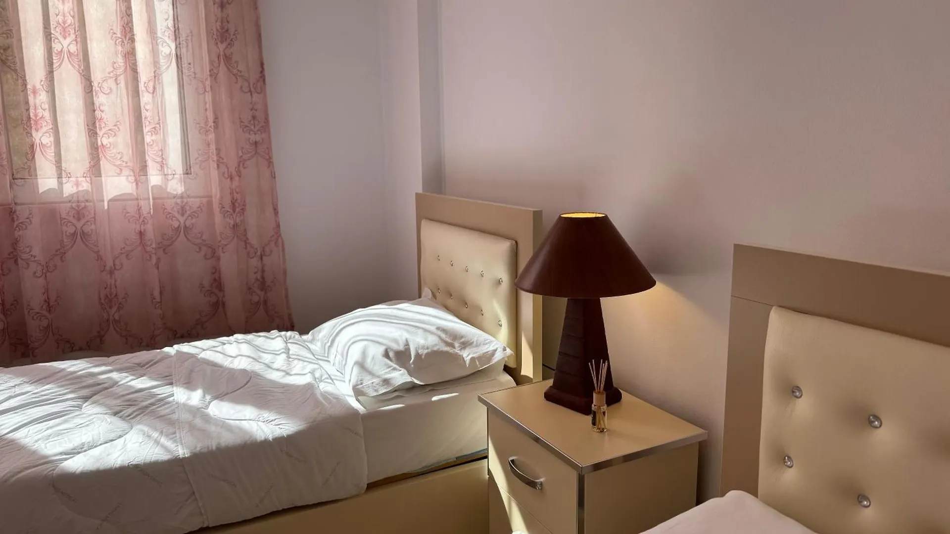 Light Apartment Sarande