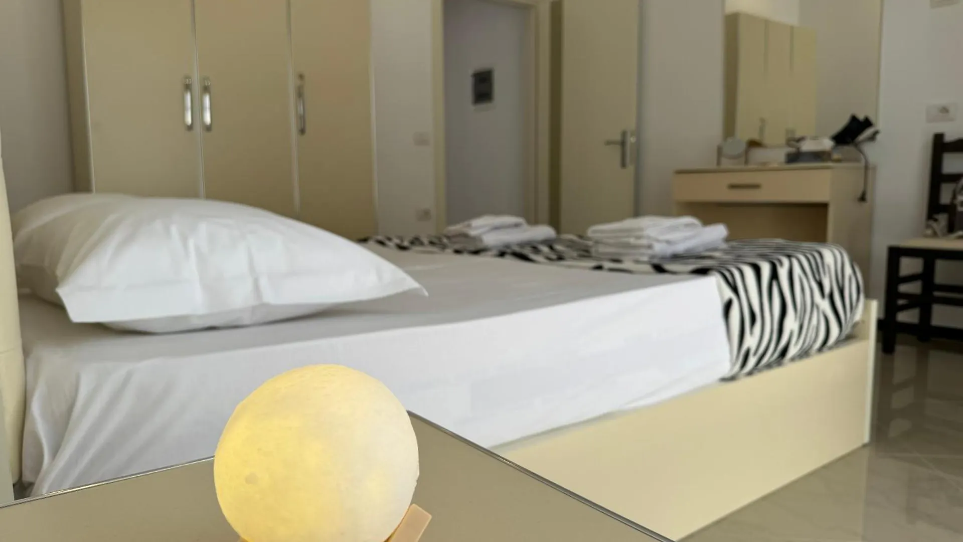 Light Apartment Sarande