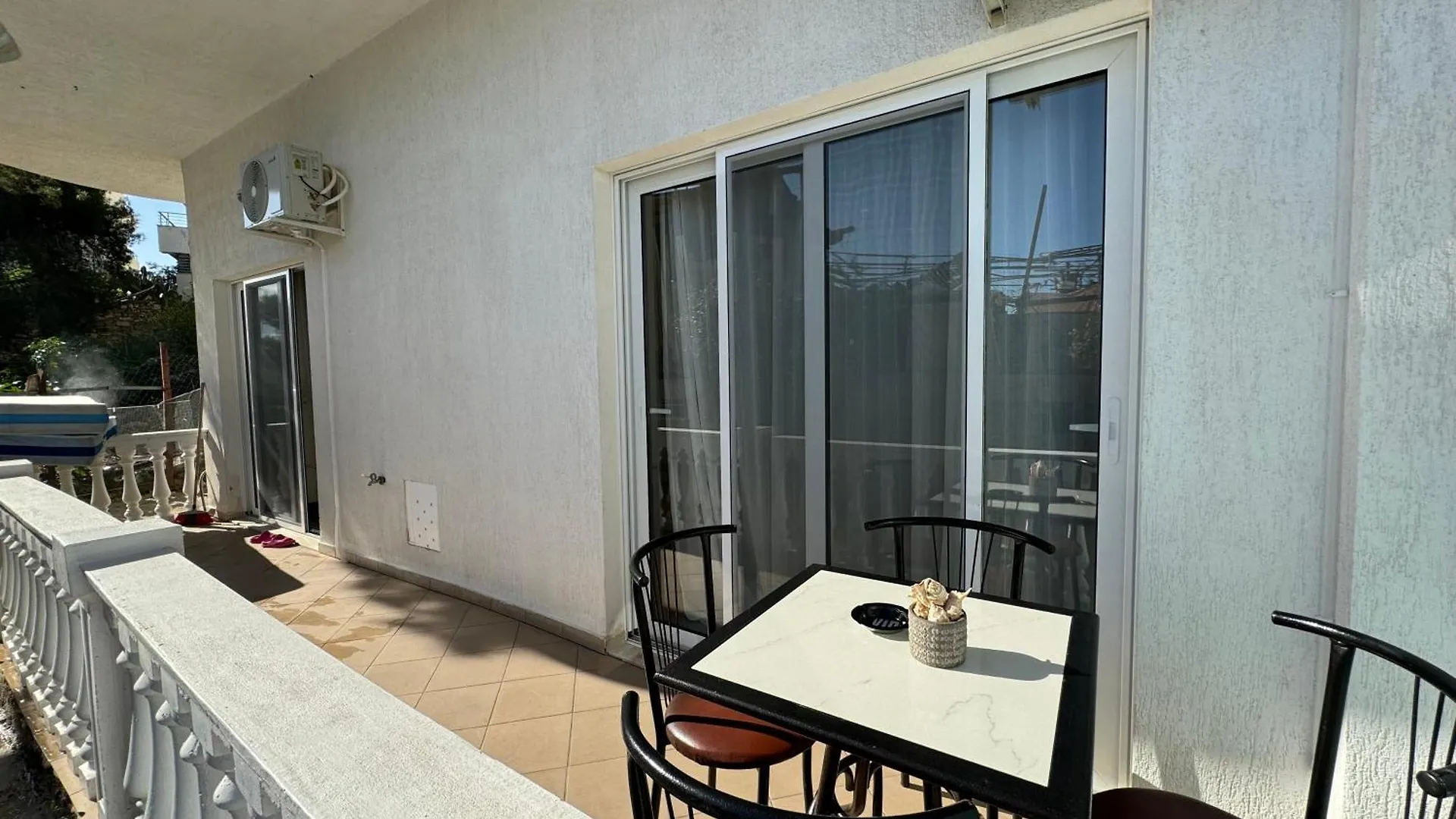 Light Apartment Sarande